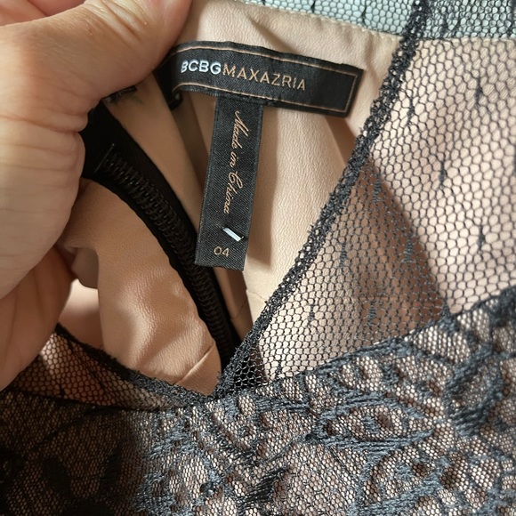 BCBG MAXAZRIA black lace gown - Picture 3 of 8